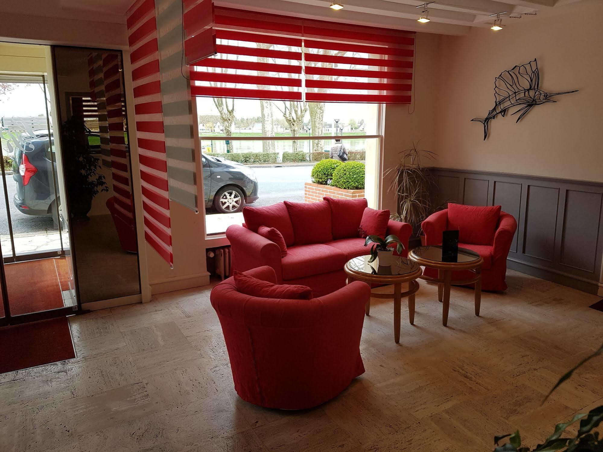 Logis Hôtel Le Rivage Gien Exterior foto